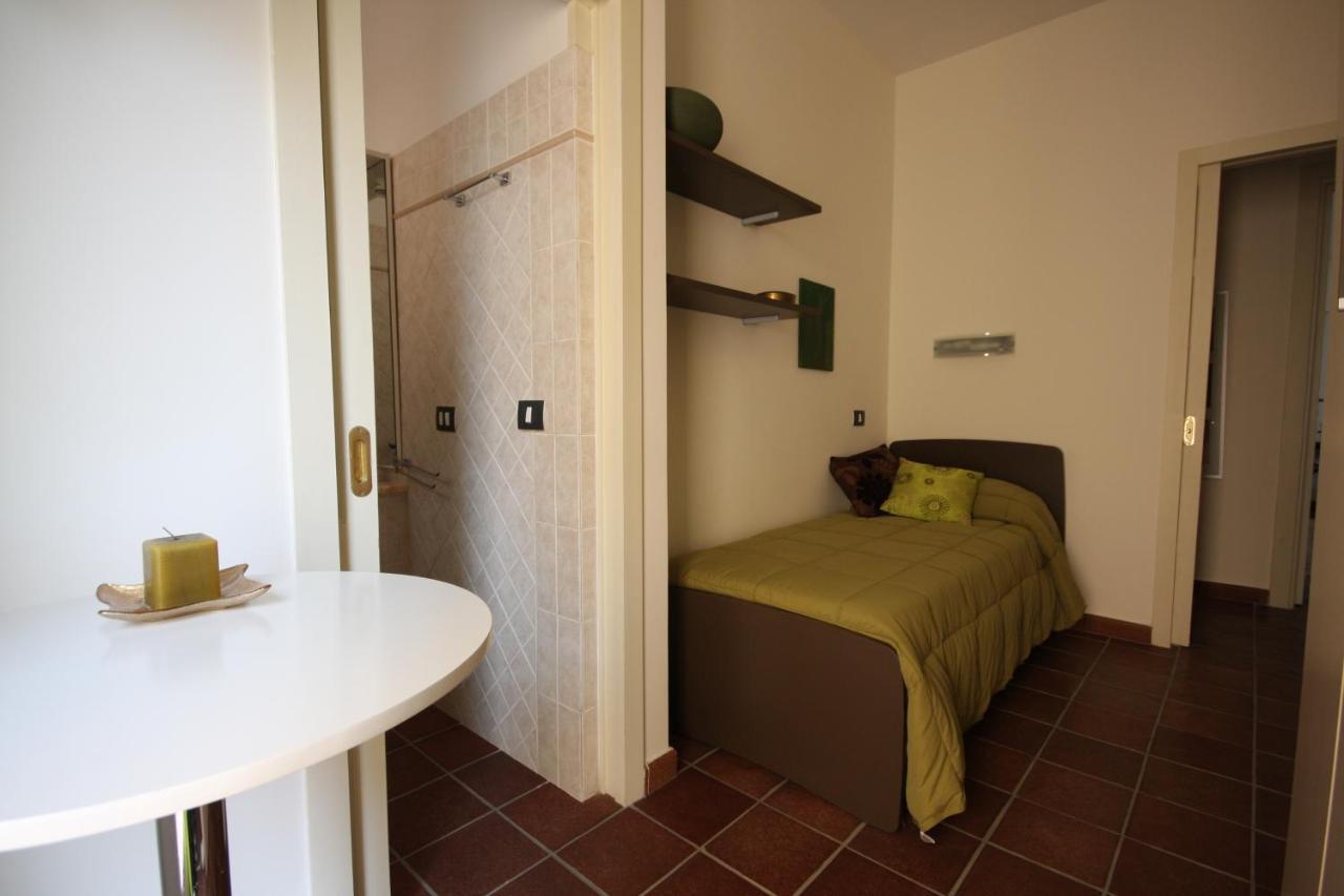 지아르디니낙소스 Porta Del Vento B&B 외부 사진