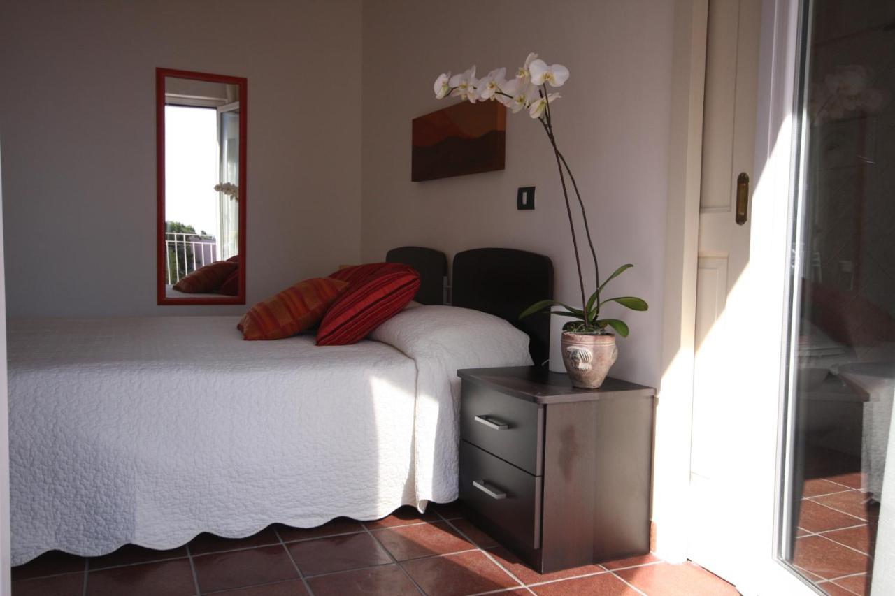 지아르디니낙소스 Porta Del Vento B&B 외부 사진